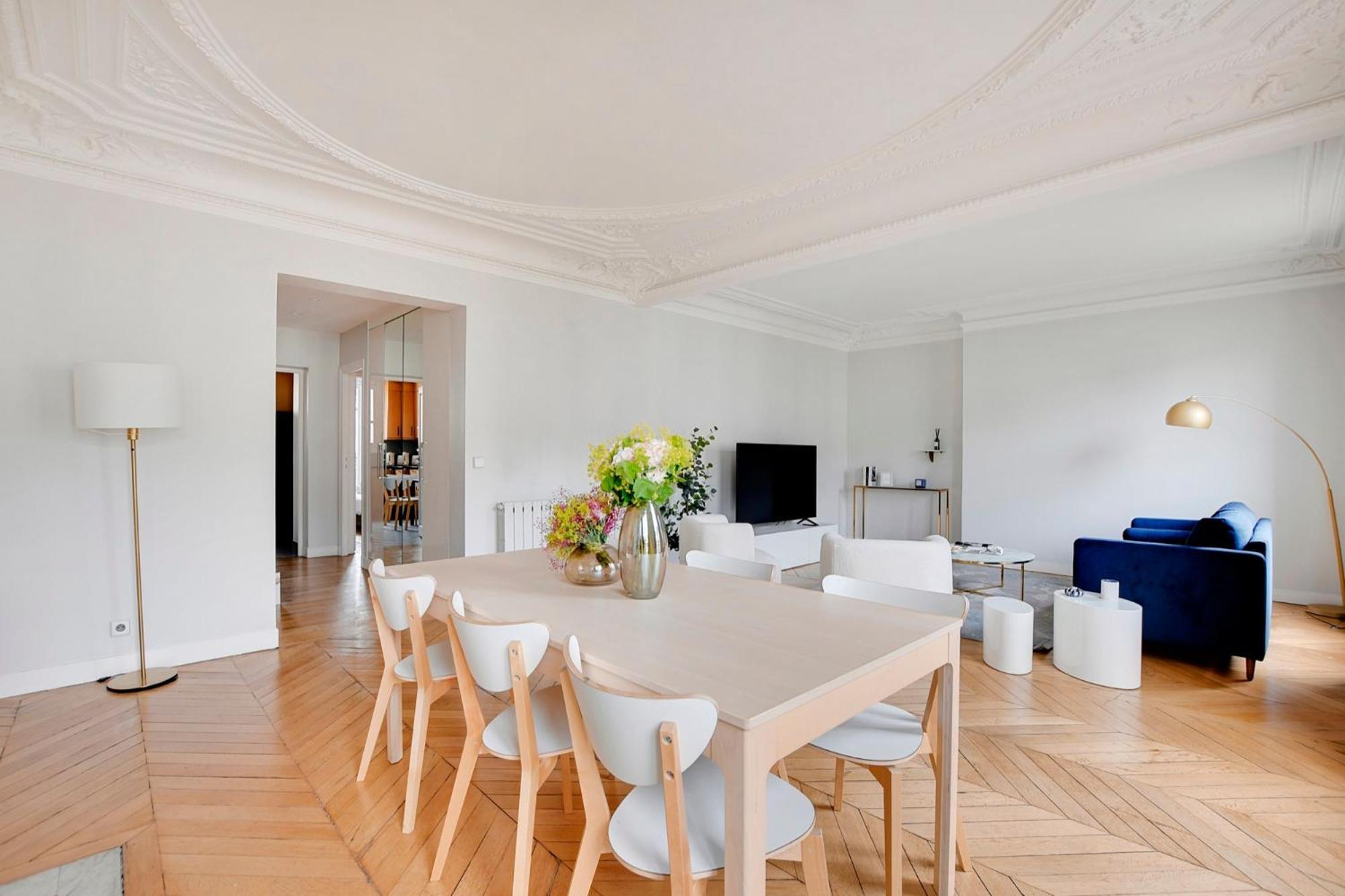 Eiffel Tower View Apartment Paris Exterior foto